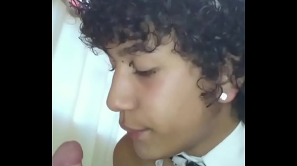 Letinho no cuzinho da trans safada gostosa magrinha