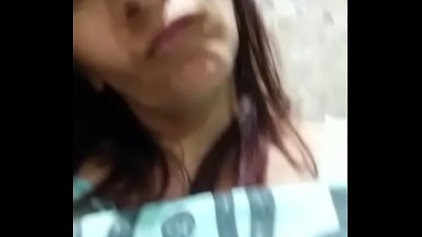 Rica milf tetona se me regala por Whatsapp