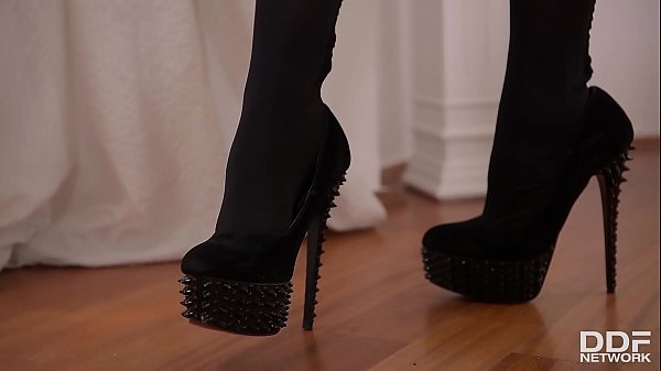 Lonesome Latex Lover - A College Babe&rsquo;s Pussy Insertion