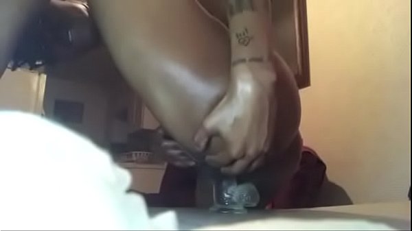 Girl bounce on dildo