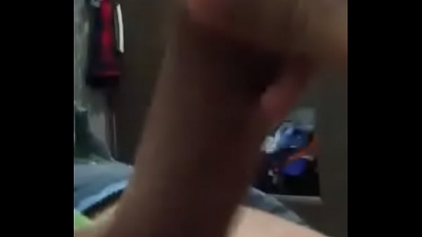 Playero se la jala y le salen mecos  