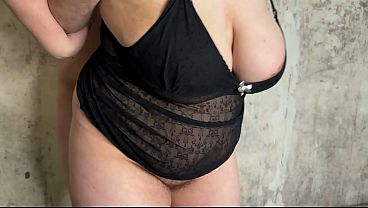 Chubby MILF wife cheating on her husband and let her pervert lover breed her pussy  