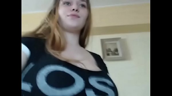 Young pregnant milf squeezed her milk