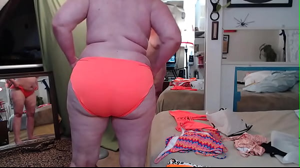 851 Beautiful Mature DawnSkye1962 modeling her bathing suits