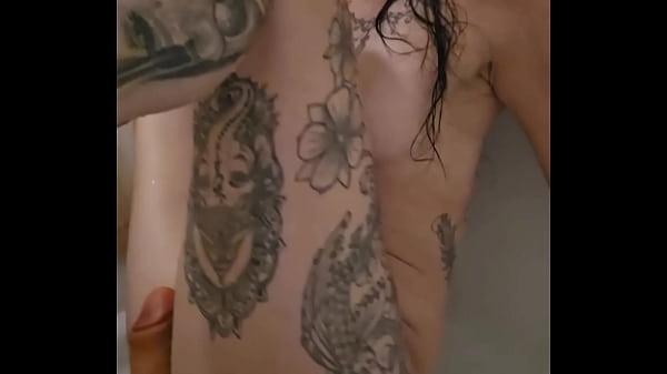 Un bon bain Emy Angel