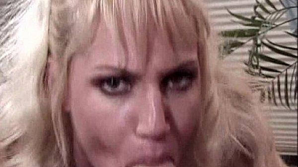 Metro - Sex 06 - scene 13