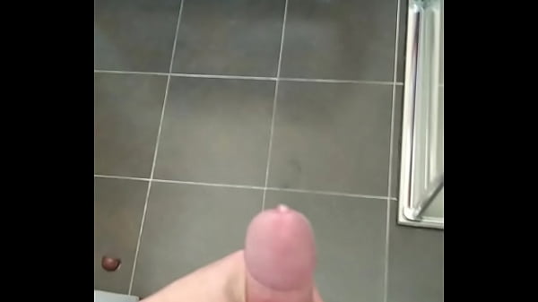 Corridon en el ba&ntilde;o  