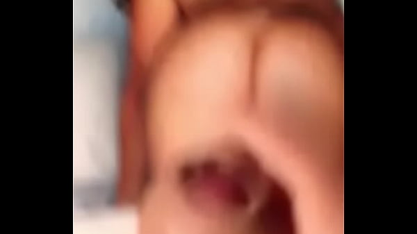 Gozando na bunda da anamara