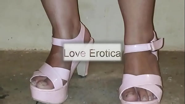 देसी मैडम टीचर ने घर बुला कर चुदवाया