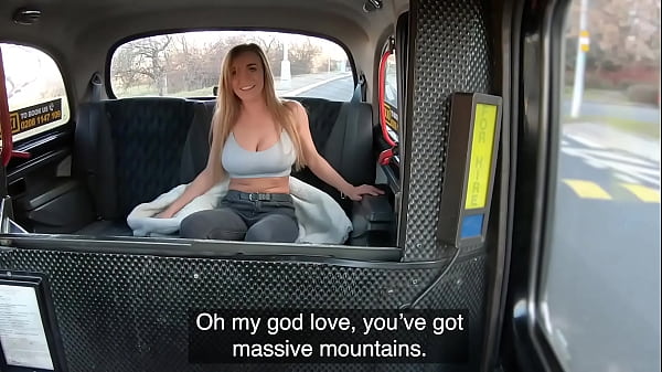 Russische haarige Muschi nat&uuml;rliche Titten