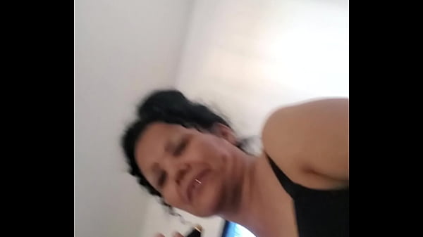 Me la jala mientras a la con su ex