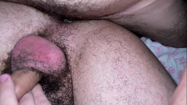 Peludo entrando na pica amador