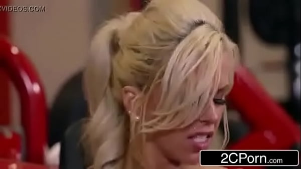 Sweaty Blonde Fitness Queen Takes It Deep for Extra Motivation  