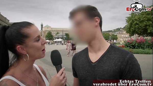 Reporterin sucht User f&uuml;r ersten Porno beim Casting in Stuttgart