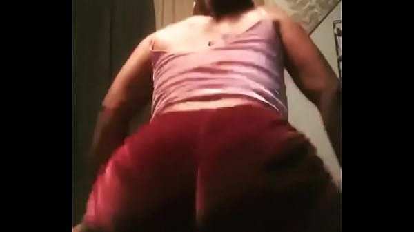 Kay dee throwing dat ass