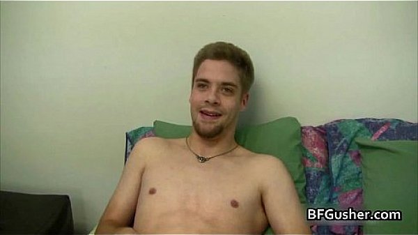 Free gay clips of Sean getting his gay gay porn