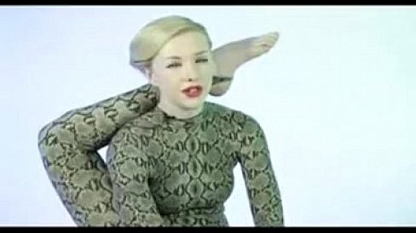 Zlata Contortionist