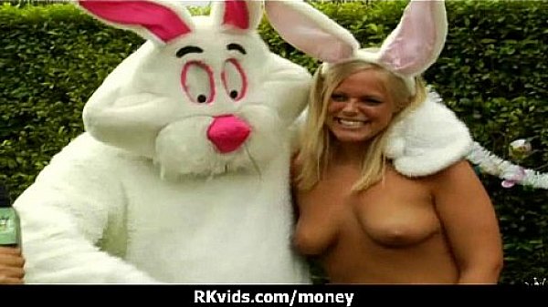 Amateur Chick Takes Money For A Fuck 10