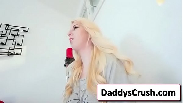 Teen horny sexy girl like hard thick long dick