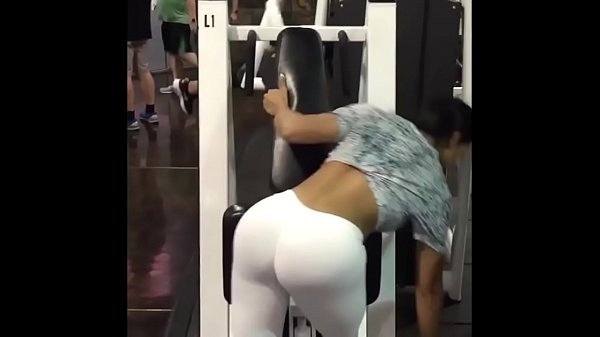 Armenian Bubble Butt Tight Spandex Showing Camel Toe In Gym