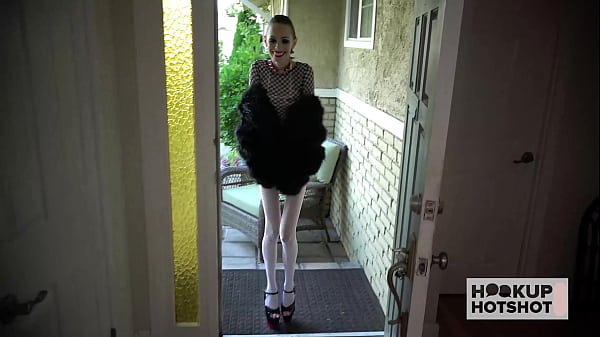 Skinny Bitch Aria Haze Sucks & Rides That Big Dick Like A Champ!