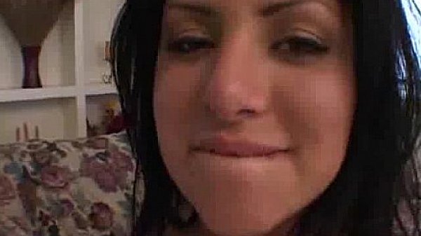 Latin pornstar Sativa Rose looks delicious, sitti