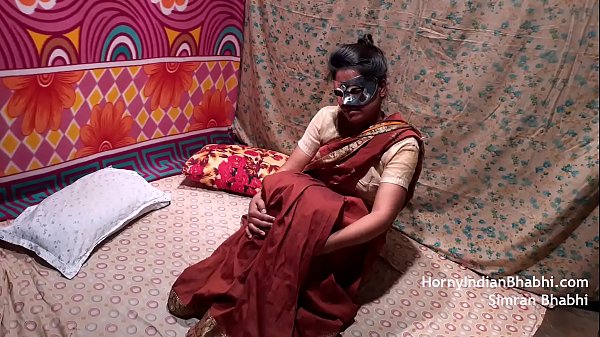 Indian Housewife In Saree 