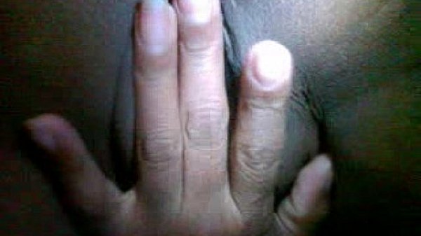 Mis compa&Atilde;&plusmn;eros m grabaron mastubandome y am esposo le gusto