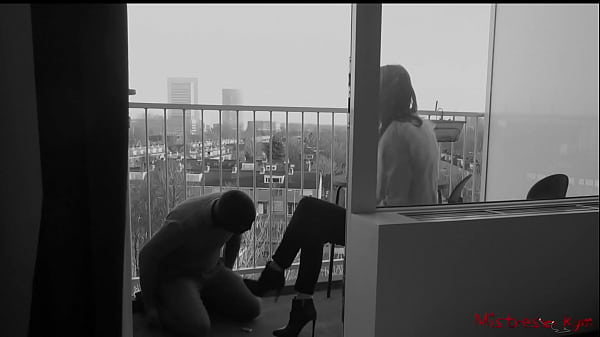 Shoes Worship Worship (POV) by Domme Kym 