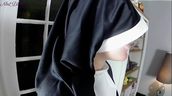 A hot nun sucks my huge cock but her big booty makes me cum to fast!  