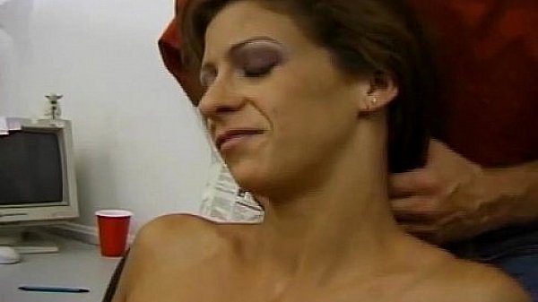 A Warm And Relaxing Welcome Sex For The Investor