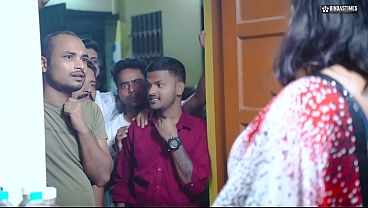 Desi Mallu Bhabhi Fucks By Six Stranger Boys when Her Husband Not at Home