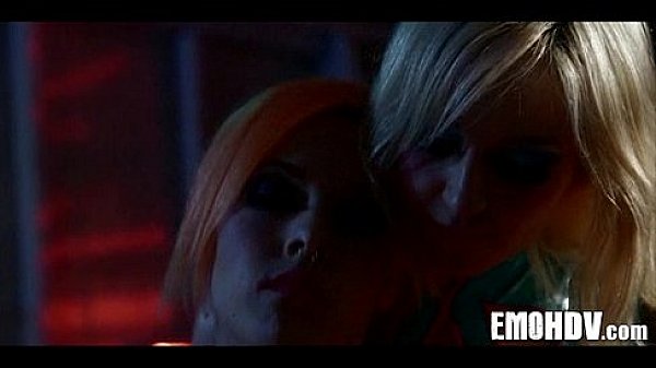 emo goth lesbos 061  