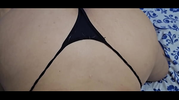 Te gustan mis grandes tetas y mi co&ntilde;o cremoso bebe?