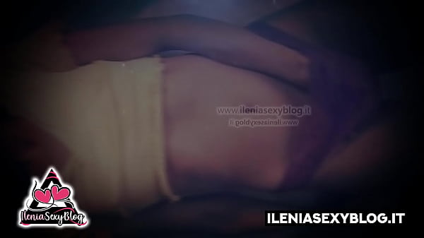 Spiata da mio Marito mentre Scopo con il suo Capo - Italiana ASMR  