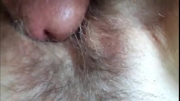 ESPOSA GOSTOSA TRANSANDO COM ESTRANHOS E FILMANDO PARA O MARIDO CORNO