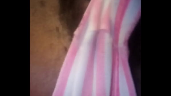 Masturbaci&oacute;n en la cama 