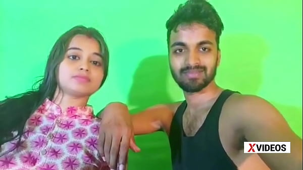 Bhabhi ko devar ne khade khade gand mar li