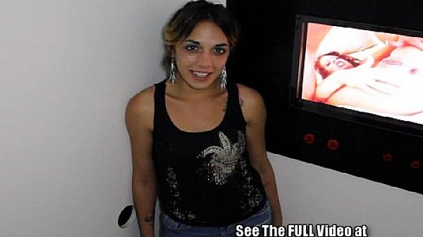 gloryholegirlz serenza 5min