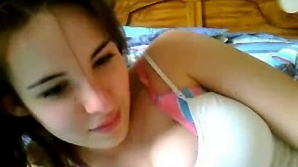 Webcam cute girl rubbing pussy