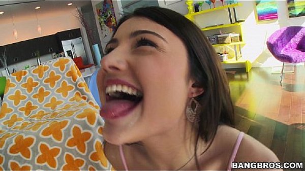 18 Year Old that can Suck Dick