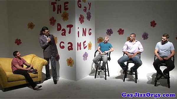 Orgy loving gay hunk gets tagteamed