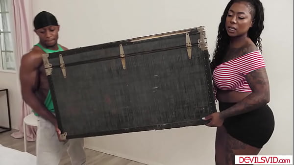 Black dude banging bust stepaunts shaved pussy