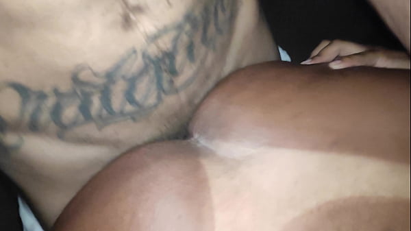 Transando na quadra de futebol