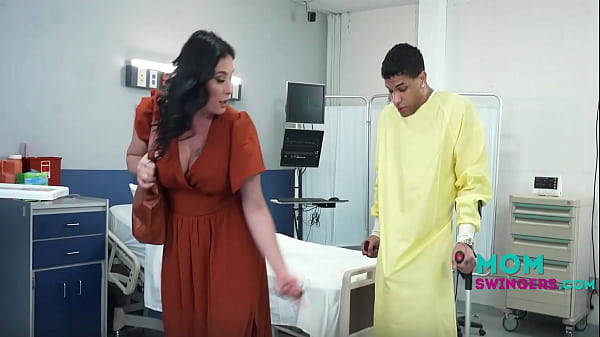 Busty Perverted Blonde Doctor Swaps Stepsons With A Concerned Patient At Hospital