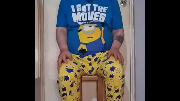 some one please come and fuck me 