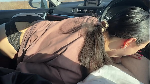 fucked a friend who has a boyfriend in the car