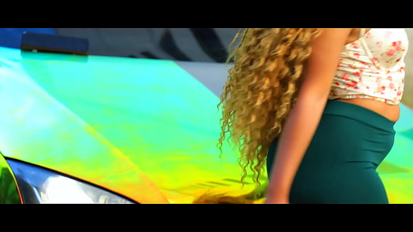 SHAKE BODY BIG ASSES