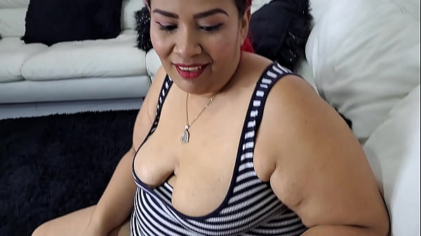 folla mi pene con sus enormes tetas 
