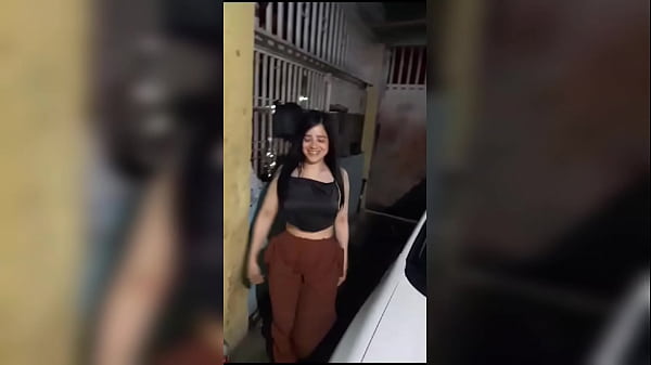 Me encontr&eacute; a mi amigo y me llev&oacute; a casa de la tia, me penetr&oacute; bien rico y me llen&oacute; de mucho sem&eacute;n que bien se siente sentirle su pene adentro de mi, me encanta mam&aacute;rselo